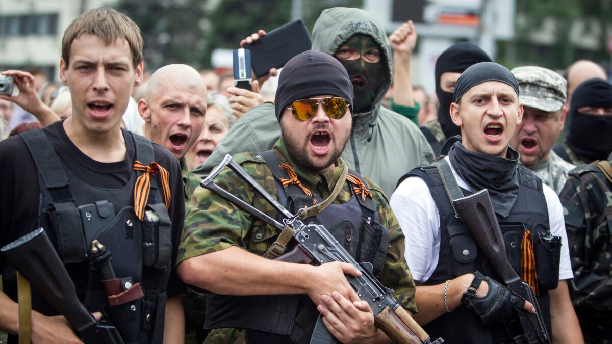 Ukrainian rebel region residents can join Russian military