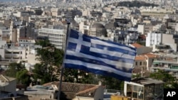 Bendera nasional Yunani di Athena (Foto: dok.)