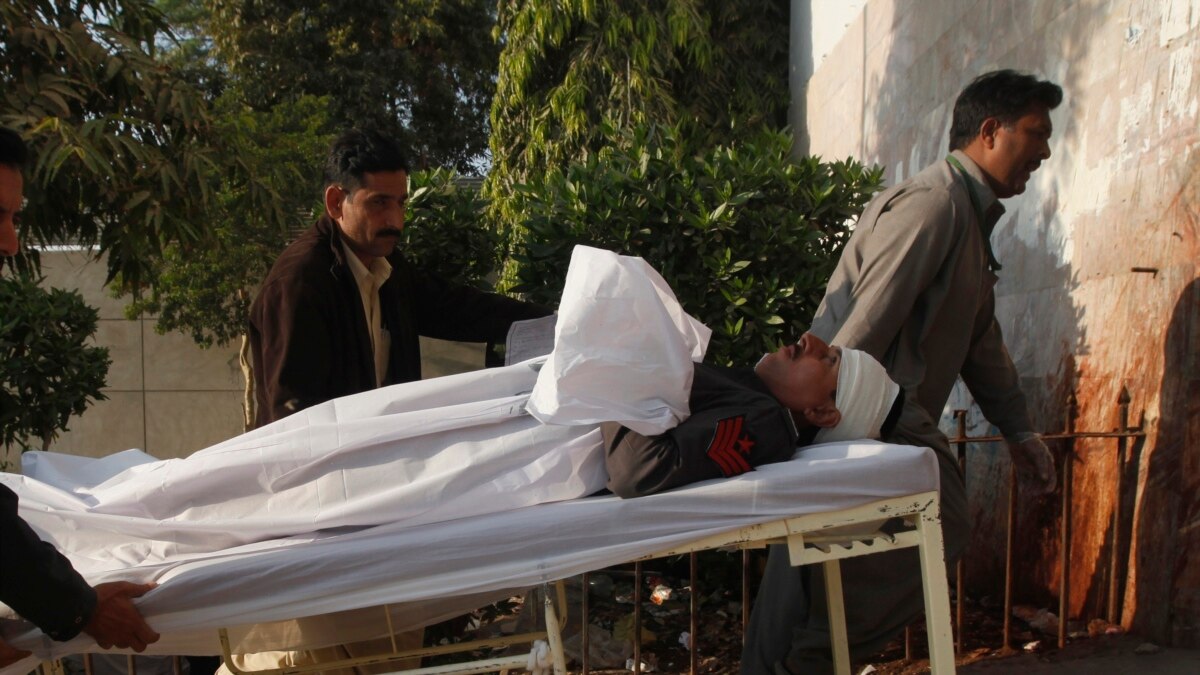 Charlie Hebdo Protest Turns Violent in Pakistan