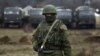 Diduga Rusia, Sebuah Konvoi Militer Memasuki Pangkalan Militer Krimea