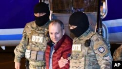 Александр Лапшин