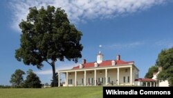 The east front of Mount Vernon overlooks the Potomac River