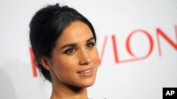 Meghan Markle dalam acara "The Elton John Gala" di New York, 28 Oktober 2014.