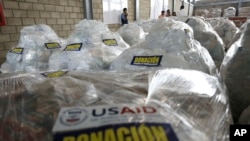 El movimiento de estos otros suministros será realizado y cubierto directamente por la Agencia de Estados Unidos para el Desarrollo Internacional (USAID)