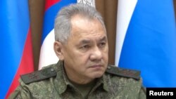 El ministro de Defensa ruso, Sergei Shoigu, durante una reunión del alto mando, en una localización desconocida, el 9 de noviembre de 2022.