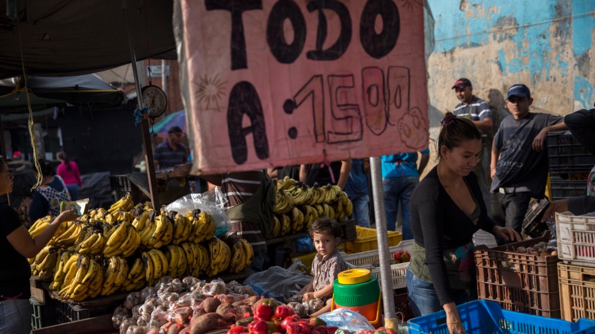 Venezuela Inflation Reaches Quadruple Digits, Hitting 1,369 Percent