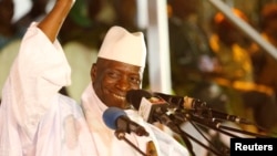 ທ່ານ Yahya Jammeh ເວລານັ້ນຍັງເປັນປະທານາທິບໍດີ Gambia.