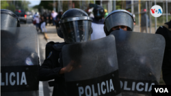 In Photos |  Police raid the home of Nicaraguan oppositionist Cristiana Chamorro 
