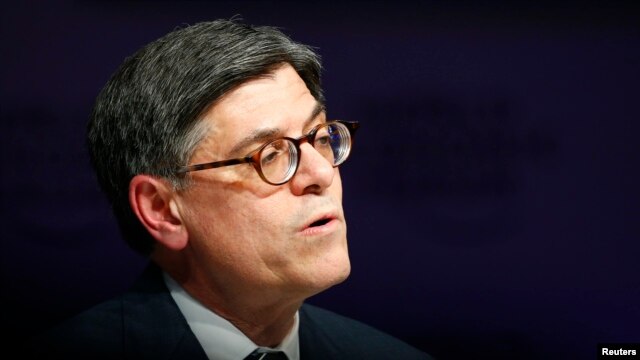 El secretario del Tesoro de EE.UU., Jack Lew, asiste al Foro Económico Mundial, en Davos, Suzia, el jueves, 21 de enero de 2016.
