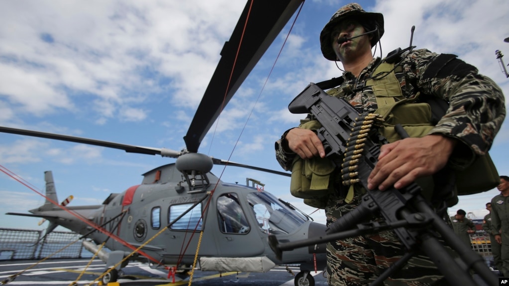 Nhật sắp viện trợ phụ tùng máy bay trực thăng cho Philippines (ảnh tư liệu, 12/2014)