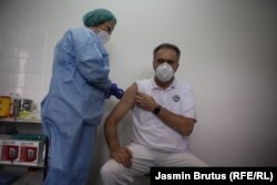 Bosnia and Herzegovina - At the General Hospital "Dr. Abdulah Nakaš ”in Sarajevo, started the process of vaccinating its employees