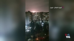 آتش‌بازی ۲۲ بهمن، همراه با شعار «مرگ بر دیکتاتور» در تهران
