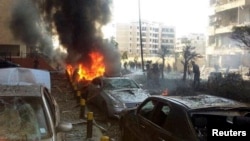 19일 레바논 주재 이란 대사관 인근에서 연쇄 폭발이 발생해, 7명이 숨졌다.