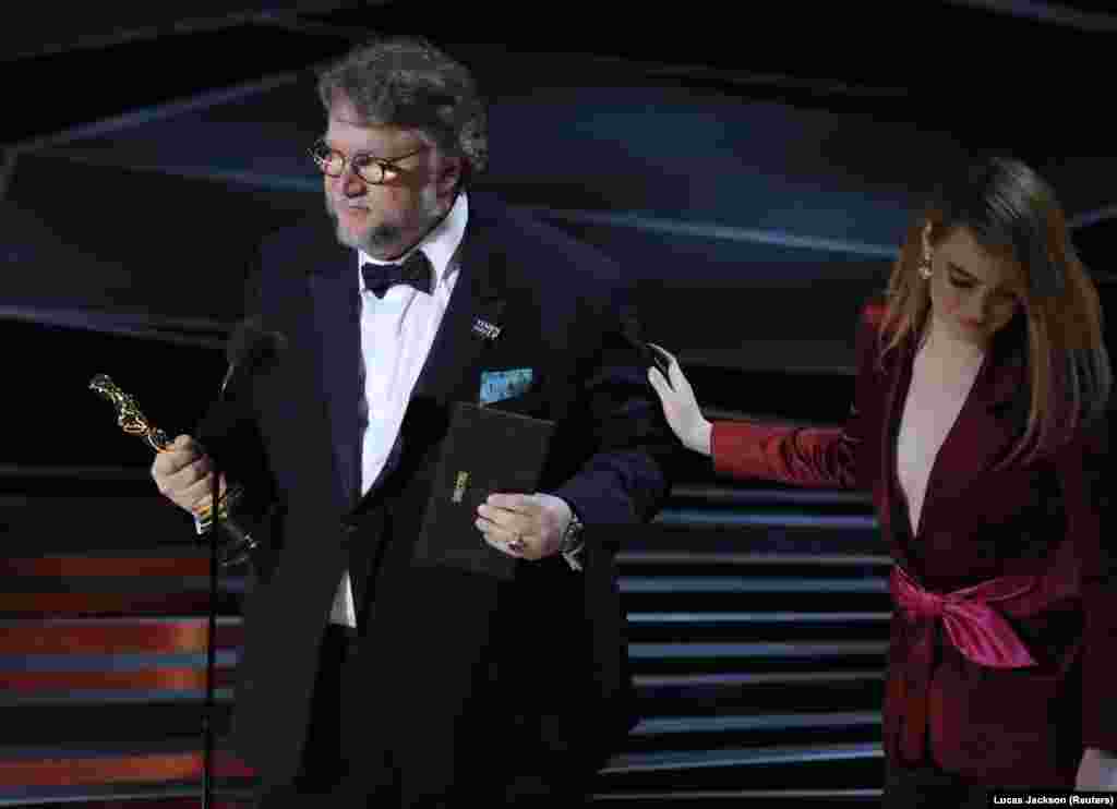 O Oscar para Melhor Realização foi para o filme "The Shape of Water" (A Forma da Água) do mexicano Guillermo del Toro 