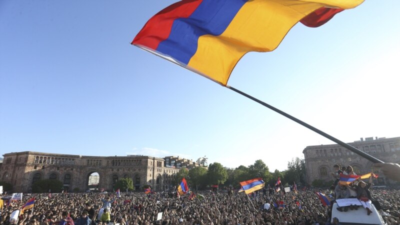 Վաշինգտոնի, Կրեմլի և Սաակաշվիլիի արձագանքը Հայաստանի իրադարձություններին Վաշինգտոնի, Կրեմլի և Սաակաշվիլիի արձագանքը Հայաստանի իրադարձություններին