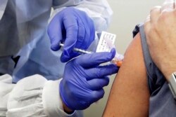 到三月份，聯合國機構希望開始給高危人群接種疫苗。