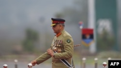 پاکستانی فوج کے سربراہ جنرل قمر جاوید باجوہ (فائل فوٹو)