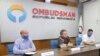 Anggota Ombudsman RI, Alamsyah Saragih (tengah) saat berbicara dalam konferensi pers terkait rangkap jabatan komisaris BUMN di 2019, 28 Juni 2020. (Foto : Ombudsman RI)