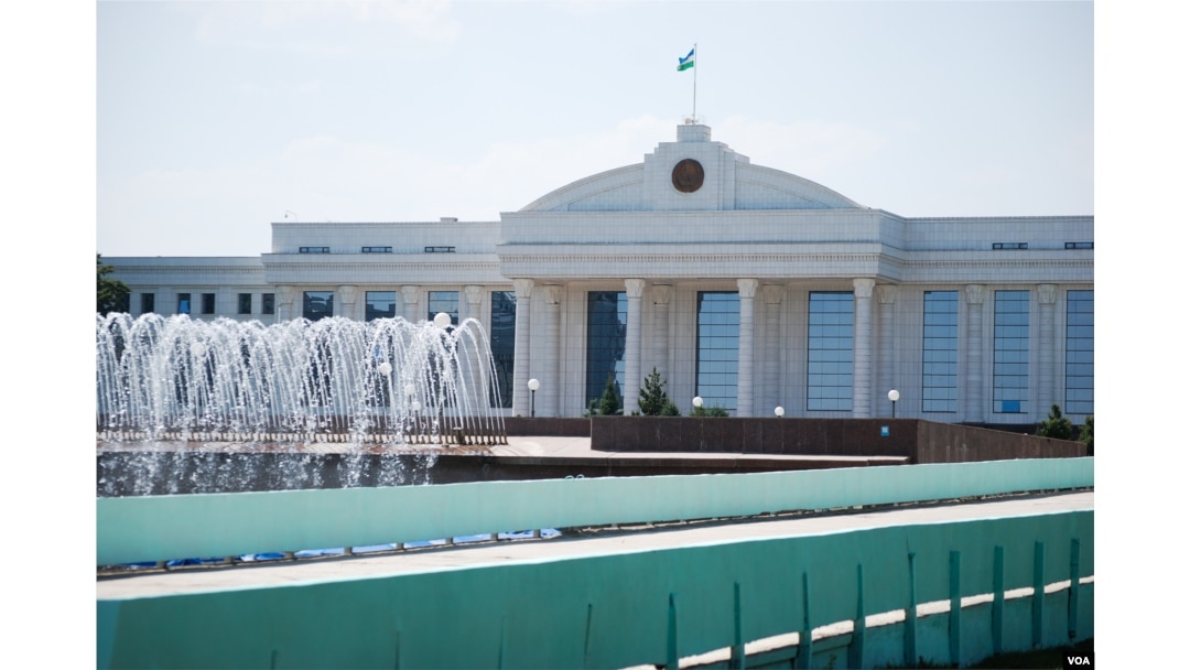 Erotik simulyatorlar onlayn oyinlar Belarusiyadan seksual qizlar