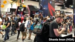 Pengunjung memadati ajang tahunan Comic Con International 2018 (Dok: VOA)