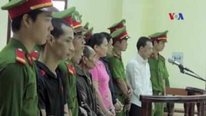 7 người bị kết án vì lừa đảo gia đình liệt sĩ