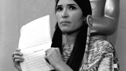 Hollywood ofrece disculpas a Littlefeather