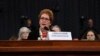 La ex embajadora de Estados Unidos en Ucrania, Marie Yovanovitch, durante su testimonio ante la Comisión de Inteligencia de la Cámara de Representantes. Foto AP