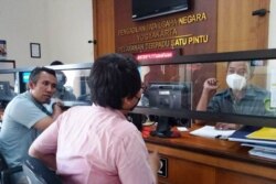 GKJ Gunungkidul dan LBH Yogyakarta meminta eksekusi putusan dari PTUN Yogyakarta Senin, 18 Januari 2020 terkait IMB kantor Klasis GKJ. (foto: VOA/Nurhadi)