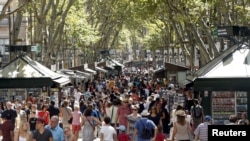 Las Ramblas, área turística de Barcelona, Espanha