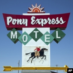 This little St. Joseph Motel is ready-made for the big 150th Anniversary celebration of the Pony Express next year.