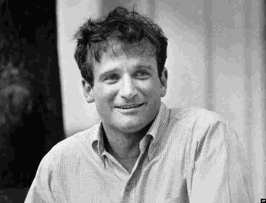 Robin Williams, saltó a la fama por su trabajo en &quot;The World According to Garp,&quot; en 1982.