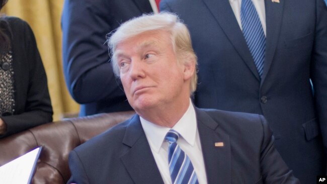 En la conversación telefónica, Trump manifestó "su interés en recibir una próxima visita" de Temer a Estados Unidos.