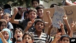 터키-시리아 국경 지대의 시리아 피난민 아이들