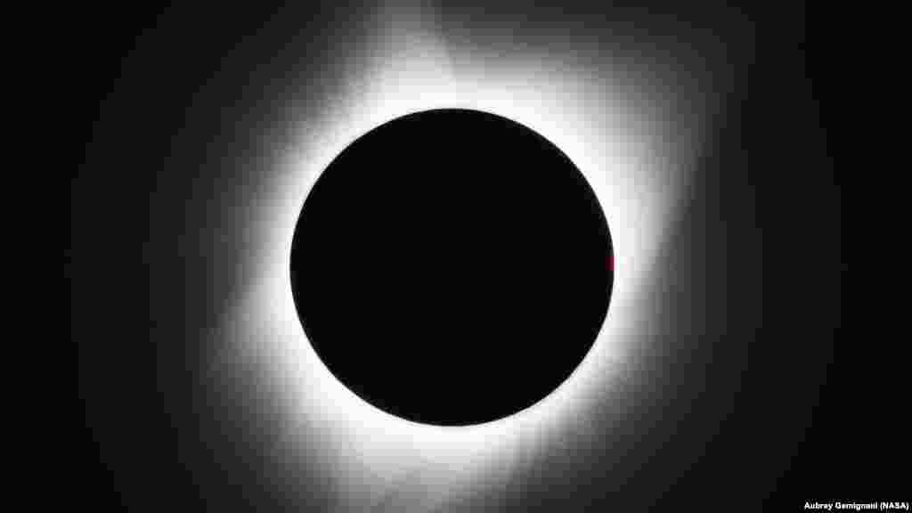 A total solar eclipse is seen above Madras, Oregon, Aug. 21, 2017. A total solar eclipse swept across a narrow portion of the contiguous United States from Lincoln Beach, Oregon to Charleston, South Carolina.