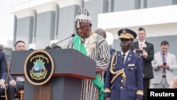 Le nouveau président du Liberia, Joseph Boakai, lors de sa cérémonie de prestation de serment à Monrovia, le 22 janvier 2024. (REUTERS/Carielle Doe)