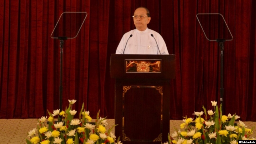 Presiden Burma Thein Sein mengecam korupsi dan ketidakefisienan yang marak dalam pertemuan dengan para pejabat pemerintahan (26/12). 
