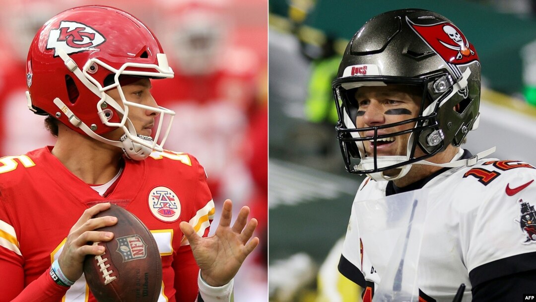 (COMBO) This combination of pictures created on January 24, 2021 shows Quarterback Patrick Mahomes #15 of the Kansas City Chiefs on December 27, 2020 in Kansas City, Missouri and quarterback Tom Brady #12 of the Tampa Bay Buccaneers on January 24, 2021 in