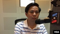 VOA Khmer recently spoke with Toek Vannara, director of the NGO Forum, to discuss the likely environmental problems Cambodia and other countries could face if they do not act to protect their natural resources. “ (Photo: Phorn Bopha/VOA Khmer) 