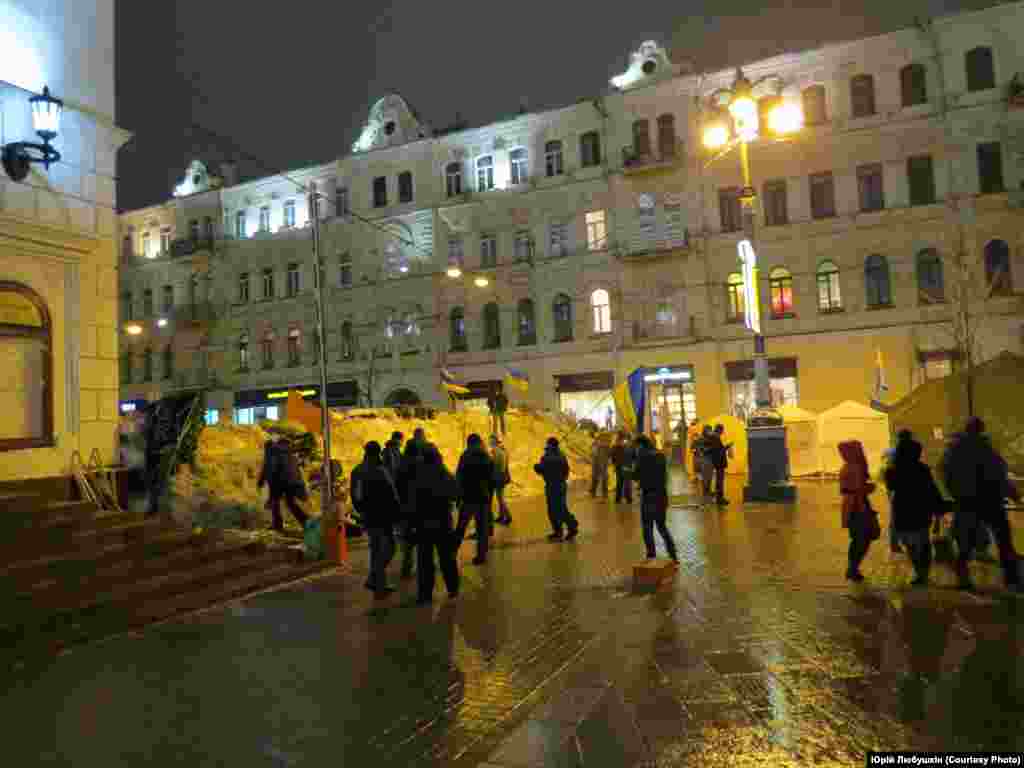 Майдан 12 грудня