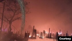 ရိုဟင်ဂျာ ဒုက္ခသည်စခန်းတွင်း မီးလောင်နေတဲ့ မြင်ကွင်း (ဓာတ်ပုံ - U Aye Lwin - ဇန်နဝါရီ ၁၄၊ ၂၀၂၁)