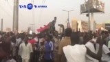 VOA60 AFIRKA: A Sudan, Dubun Dubatar Masu Zanga-zanga Sun Taru Suna Kira Da A Mika Mulki Ga Farar Hula