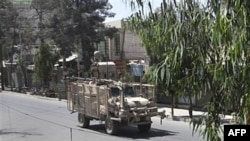 Патруль НАТО на улицах Кандагара