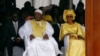 "Trois ans, ça suffit": des milliers de Gambiens réclament le départ du président Barrow