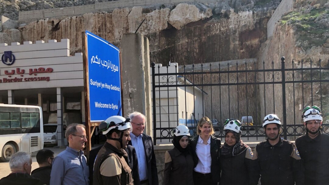 US delegation visits Syria-Turkey border