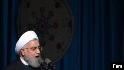 رییس‌جمهوری ایران گفت آمریکا قادر نخواهد بود مانع از صادرات نفت ایران شود و اگر این اتفاق رخ دهد «نفتی از خلیج فارس صادر نخواهد شد.» 