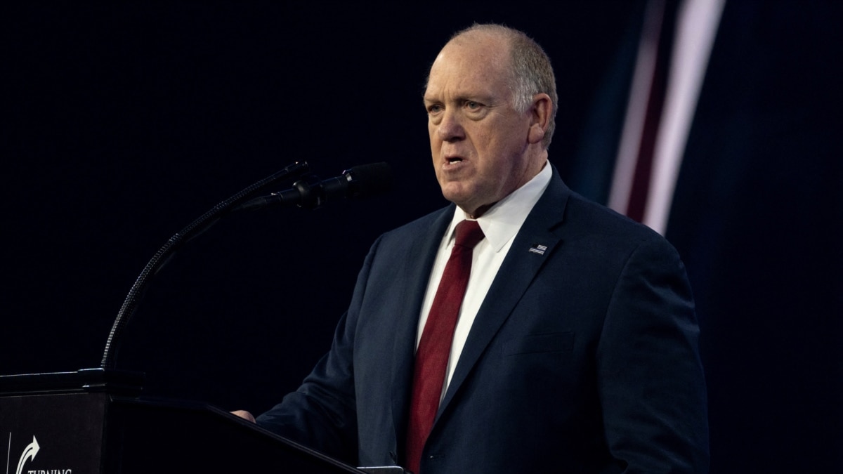 特朗普据报正重新考虑预定下周实施的搜捕和驱逐无证移民行动