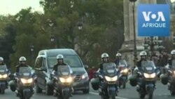 Le cortège funéraire du militaire français tué au Mali arrive aux Invalides