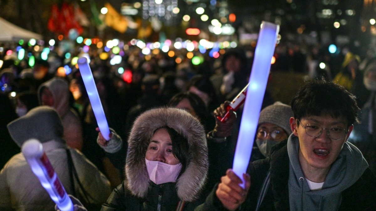 韩国政局突变：总统罢免案遭执政党抵制未能通过，尹锡悦表示愿提前离职