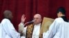 Papa Francis di Axaftina Krîtmisê de Banga Aştîyê Dike