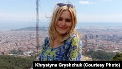 Христина Грищук навчалася в університеті Барселони і досі пов’язана з Каталонією